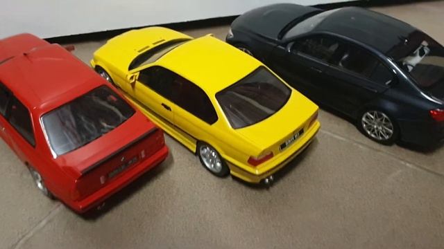 BMW M3 E30 E36 F80 1:18 смотреть онлайн
