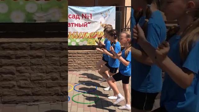 Деятельность музыкального руководителя. Русская ложка. Развитие музыкального и ритмического слуха