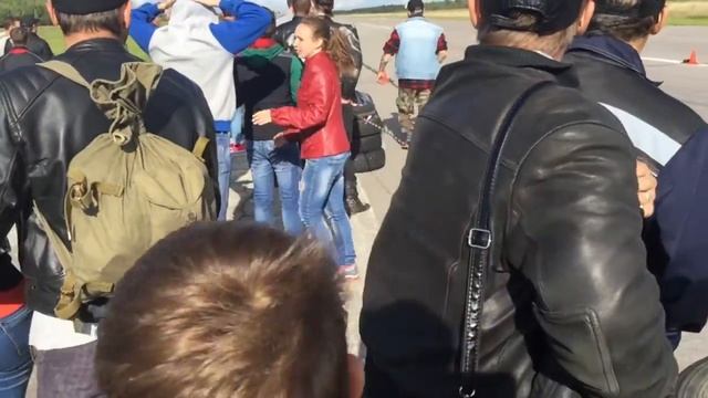 Уборка на старте. Драгрейсинг Рыбинск 29.08.15 смотреть онлайн