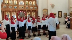 "Люди ликуйте Христос Воскресе!" - поют детки воскресной школы.20 апреля.