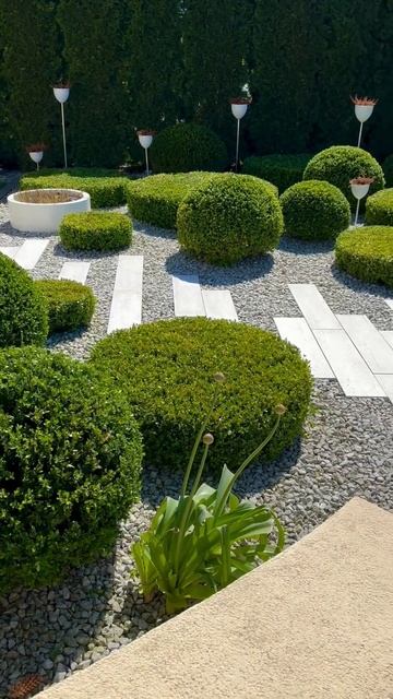 Самый красивый сад  самый уютный двор самые красивые растения самые лучшие места ддя отдыха