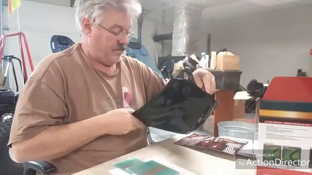 Unboxing: Lincoln Viking 3350 Welding Helmet смотреть онлайн