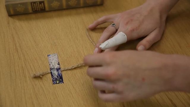 Закладка с хвостиком смотреть онлайн