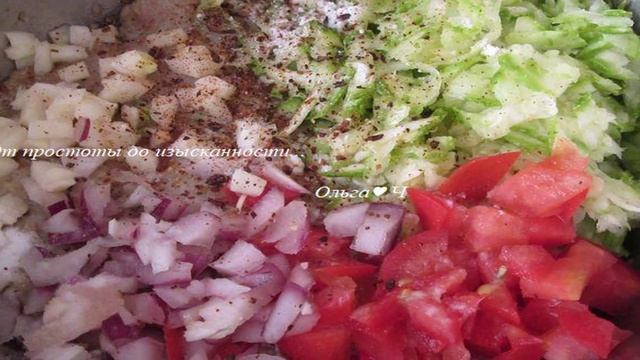 Котлеты из икры сазана с кабачком и помидором