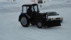 трактор дрифт)