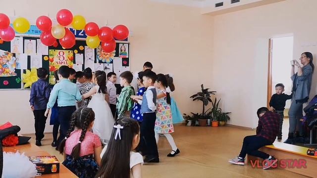 8 марта в школе 102 г. Караганда смотреть онлайн