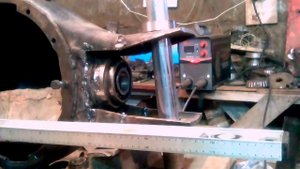 Передний ведущий мост, шкворня.