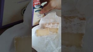 Сыр Бри от фирмы Бест Панорамик испорчен.