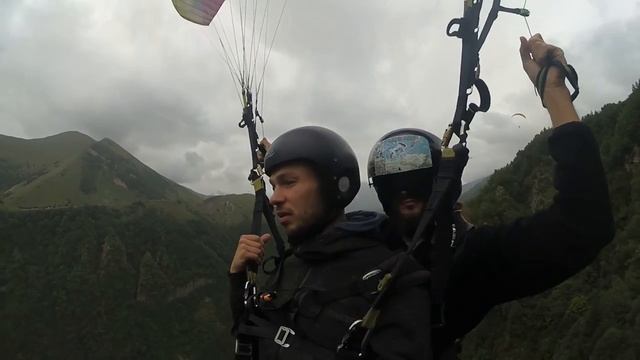 01092018 3 L  gudauri paragliding fly flight gudauriparagliding com1 смотреть онлайн