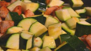 Куриное мясо с цукини в сметанно-горчичном соусе