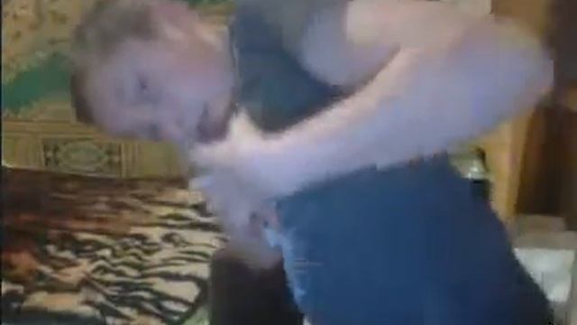 Фокус " нитка сквозь шею" и ево секрет. смотреть онлайн