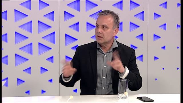 24 анализа - Што може да се очекува на претседателските и парламентарните избори? смотреть онлайн