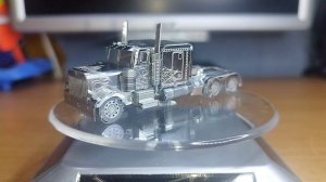 3D металлические модели (Грузовик Peterbilt 379 в стиле Optimus Prime Transformers)