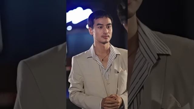 神醫兵王窮小子意外邂逅逃婚的美女總裁，美女竟直接出1000萬租他當男友，他的命運從此改變！【神醫兵王】全集 #短剧 #爽文 #玄幻 #逆袭 #反转 #热血 #战神 #drama
