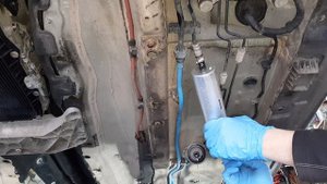 BMW F10 F11 530d 520d 525d Fuel Filter Change N57 N47 How to Replace Diesel Filter F01 730d 330d G1