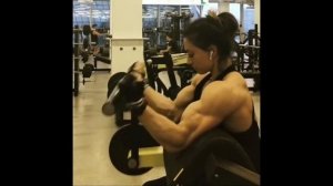 Valentina Mishina - Women's IFBB Pro Physique Athlete