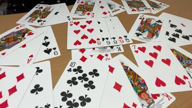 Думает ли о вас крестовый король? Что он думает? смотреть онлайн