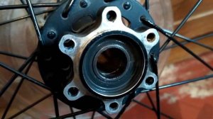 Обслуживание втулок колес велосипеда _на промах_ GT Bike