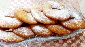 БЕРУ КЕФИР ! ОХ КАКАЯ ВКУСНЯТИНА!!! И ГОТОВЛЮ САМЫЕ ВКУСНЫЕ  ПОНЧИКИ! НИКОГДА НЕ ЕЛА НИЧЕГО ВКУСНЕЕ!