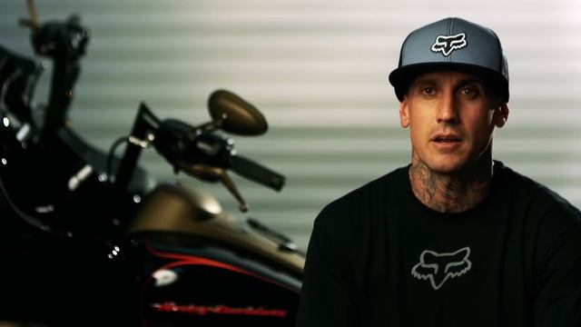 Carey Hart's Harley-Davidson Bike Build for Sturgis 2015 смотреть онлайн
