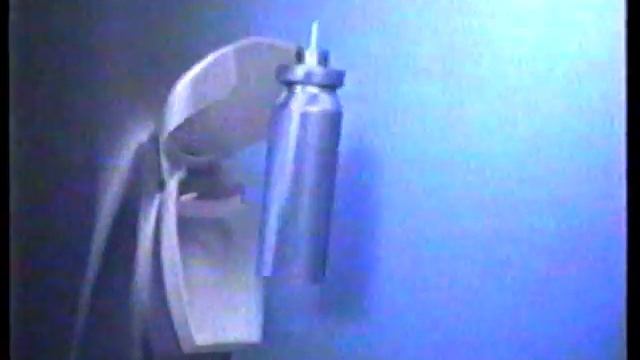 Brise One Touch Commercial (dutch) смотреть онлайн