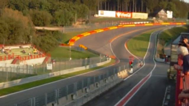 Shelby Cobra Daytona Coupe fly by at Spa-Francorchamps 6 hours смотреть онлайн