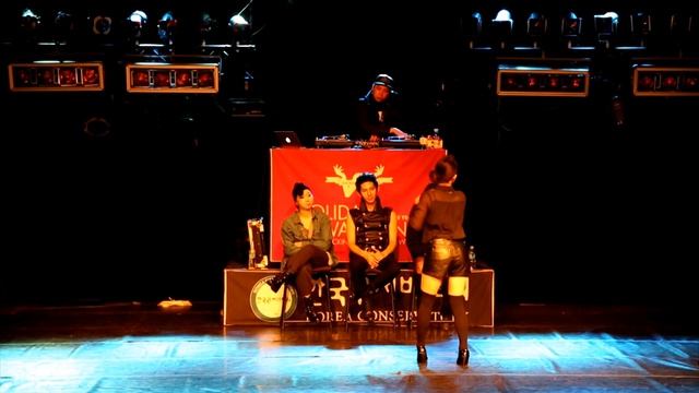 2012.HOLIDAY IN WAACKING VOL.4-"IBUKI vs JINI" (semifinal) смотреть онлайн