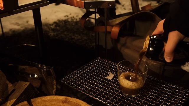 눈 내리는 설경과 발할 그리고 화목난로, 설중 캠핑. / Relaxing Snow Camping Film. ASMR