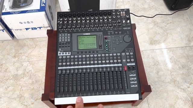 Yamaha 01v96i hàng đẹp xuất sắc giá 31tr Lh 0969991778