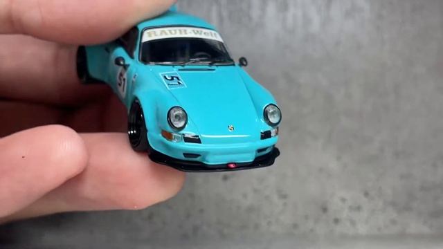 1/64 Tarmac Works Porsche 911 RWB Backdate blue смотреть онлайн