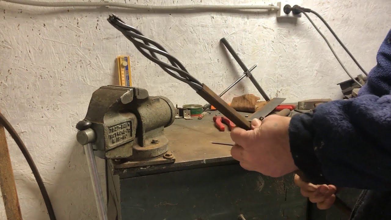 Холодная ковка. Как сделать кочергу. смотреть онлайн