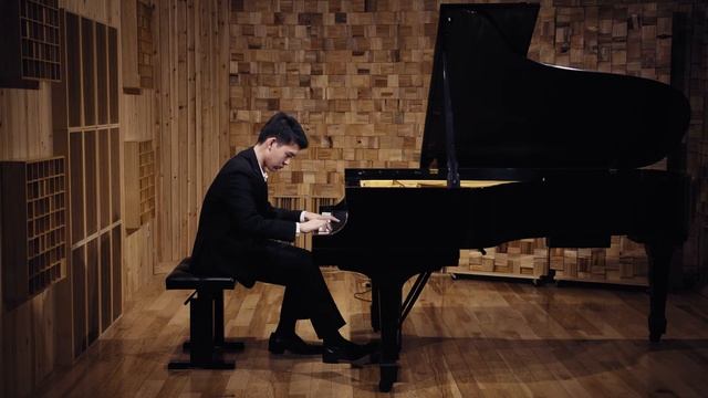 Liszt La Campanella смотреть онлайн
