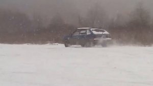 ваз 2109 езда по снегу