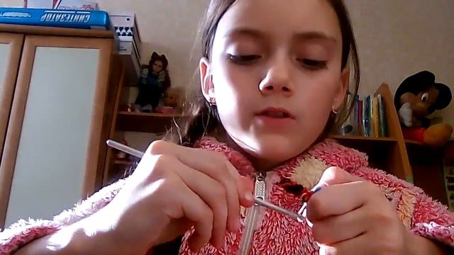 Плиту браслет из резинок. смотреть онлайн