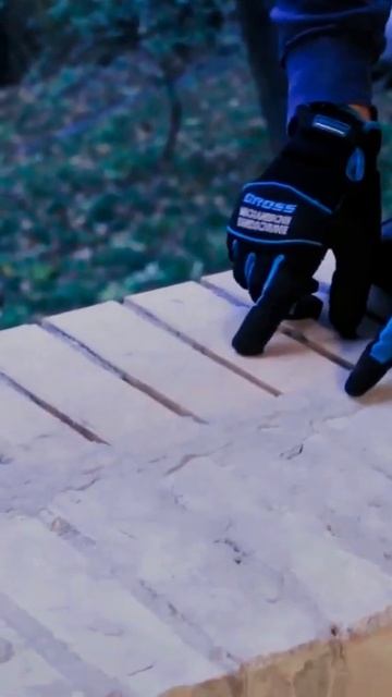 Утепляем окна. | Алексей Деркач | YouTube #Shorts смотреть онлайн