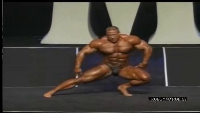 MARKUS RHUL - THE GERMAN HULK | BODYBUILDING MOTIVATION