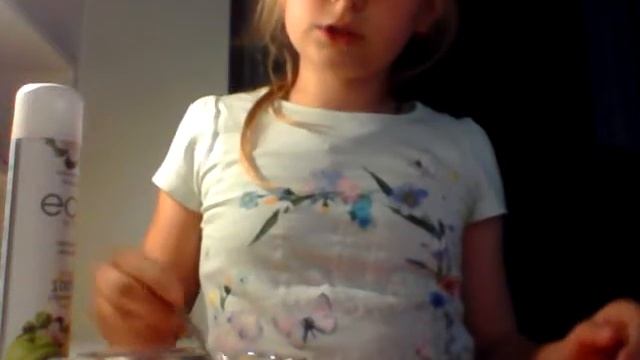 Лизун с шампуни и освежителя для воздуха смотреть онлайн