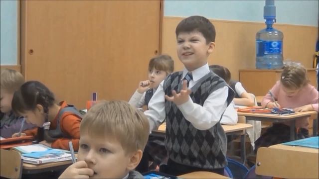 Осторожно Пирожков смотреть онлайн