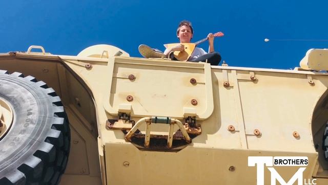 БТР И БАЛАЛАЙКА смотреть онлайн