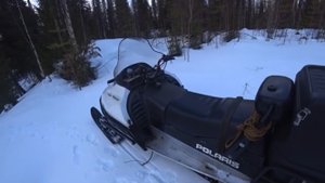 Снегоход с автомобильным двигателем. Мои сани для снегохода. Апрельская покатушка до таёжной речки.