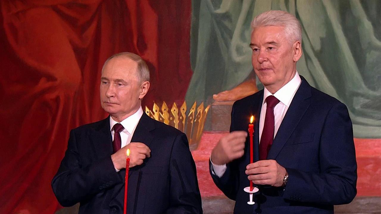 Владимир Путин поздравил верующих со Светлым Христовым Воскресением - Пасхой