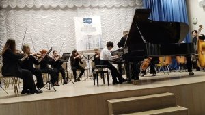 Иван Бачук и оркестр Орфей.
Виталий Ходош. 
Концертино `Майское`