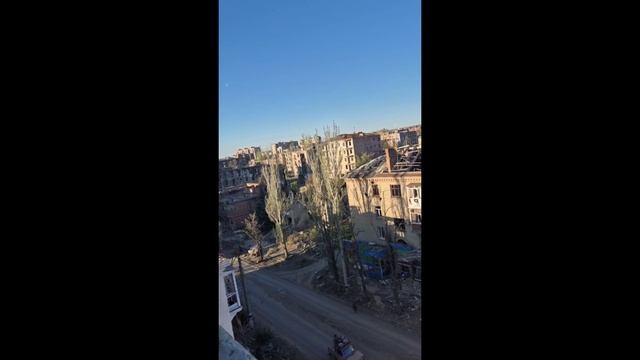 Бахмут, полная тишина и спокойствие под весеннее пение птиц. Впервые с 2022 года.