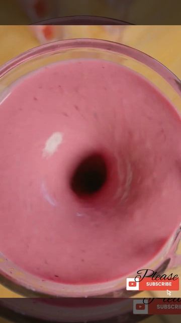 Anti-Aging Skin Glowing Recipe | Homemade Strawberry Smoothie 🍓 смотреть онлайн