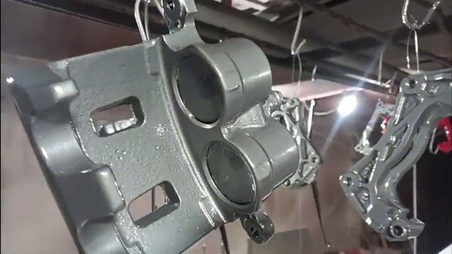 конвеер по покраске субаровских суппортов