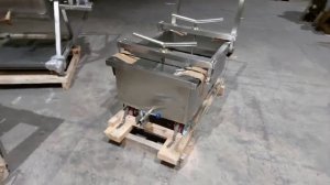 ПТТ - 100 . Пресс тележка творожная