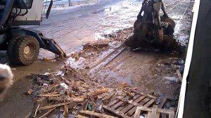 Как в России железные дороги подметают 18+