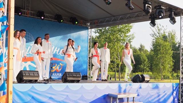 Торжественное открытие смотреть онлайн