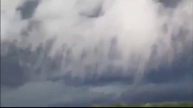 Волна в небе смотреть онлайн