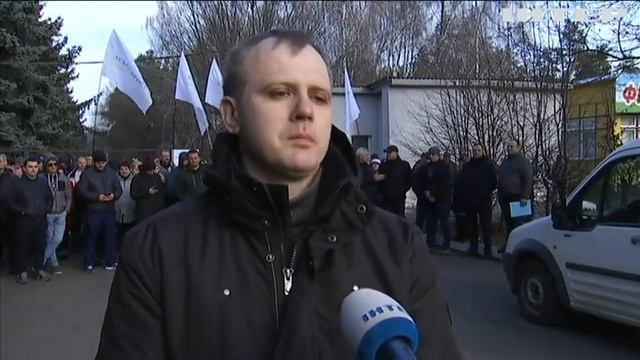 Помста за акції протесту: Виконавча служба намагається арештувати майно Київської птахофабрики смотреть онлайн
